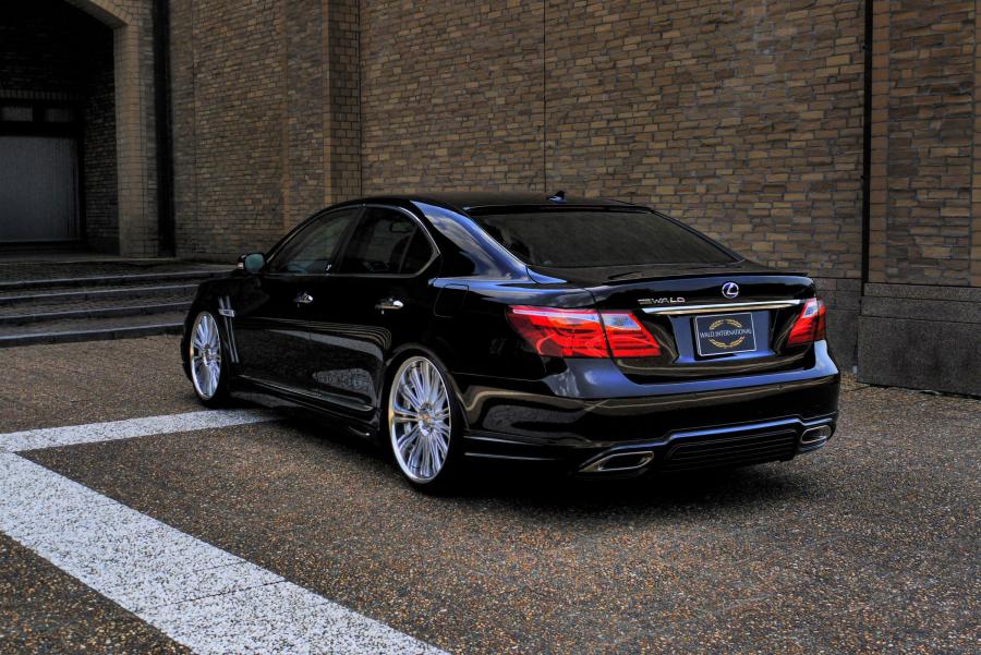  Lexus LS600h Executive Line by Wald 2010 года  (фото 72 из 81)